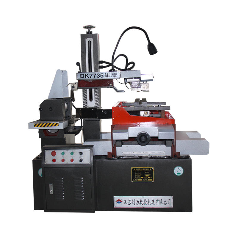 DK7735 AZ STABLE Suorituskykyinen askel CNC-johdin EDM Nopea leikkauskone
