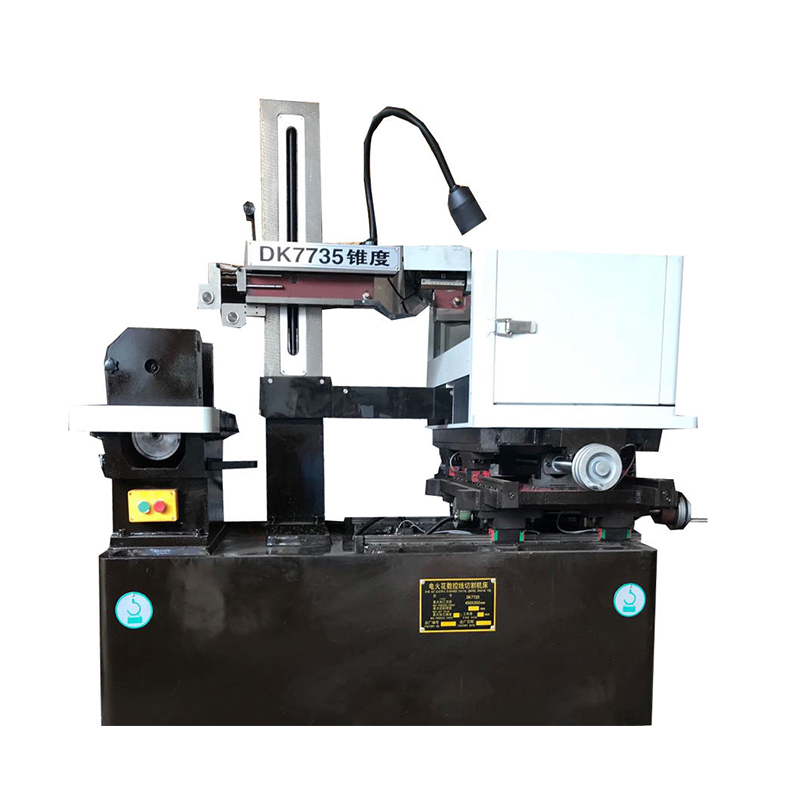 DK7735 ± 15 ° AZ -modulaarinen CNC EDM Nopea johdinleikkauskone